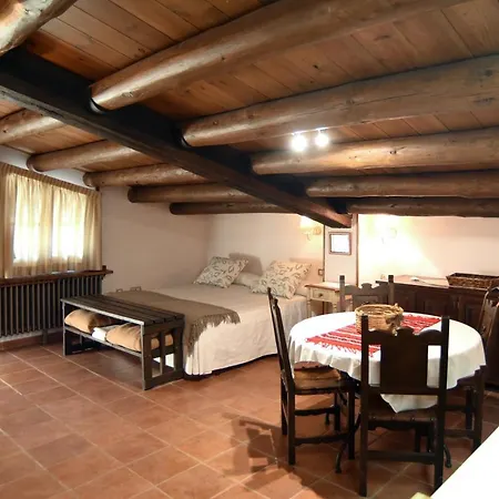 Country house Turisme Rural Mas Isoles *