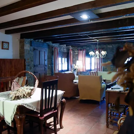 Turisme Rural Mas Isoles Country house Ripoll