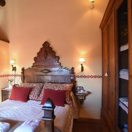 Turisme Rural Mas Isoles Country house Ripoll