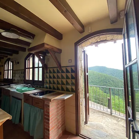 Turisme Rural Mas Isoles Casa de camp Ripoll